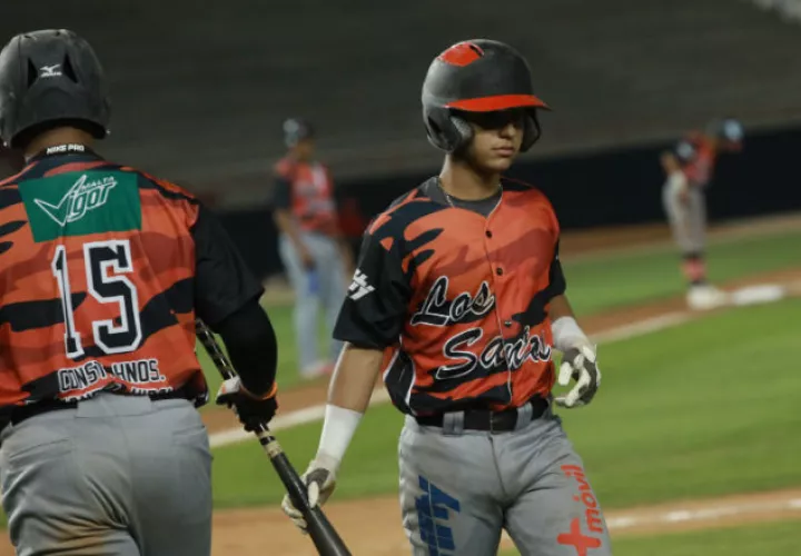 Los Santos tiene la serie a su favor 2-0. Foto:Anayansi Gamez