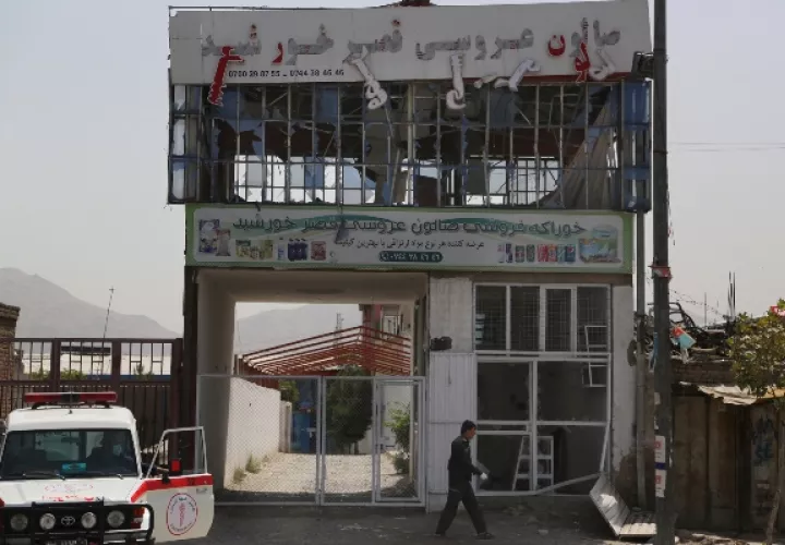 Los talibanes reivindicaron el atentado en un comunicado en el que informaron de que su objetivo fue la "estación de Policía y el centro de reclutamiento adyacente". FOTO/AP