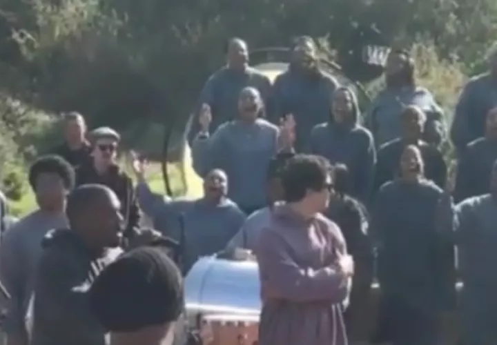 "Kanye Sunday Services".