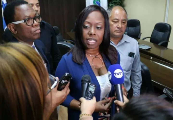 Anteproyecto de ley de diputada Kayra Harding siobre aeropuerto de Tocumen no prospera. Foto/Redes Sociales
