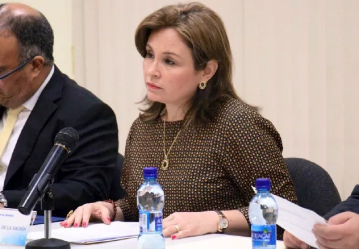 Kenia Isolda Porcell, procuradora de la nación, no ha dicho nada sobre la existencia de un "metabuscador" en el Ministerio Público. Archivo
