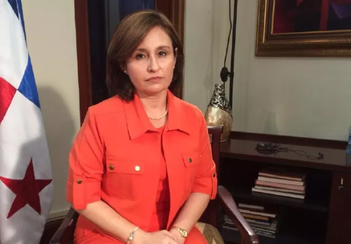 Ministro Rolando Mirones instó a la procuradora Kenia Porcell a un diálogo. Foto/Archivos