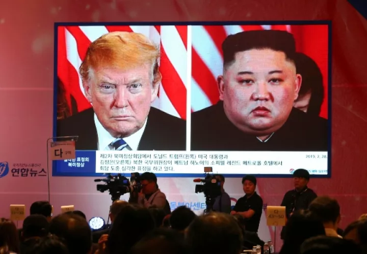 Las conversaciones entre Donald Trump y Kim Jong-un llevan meses estancadas. FOTO/AP