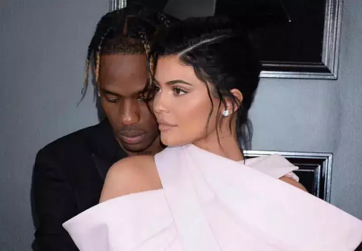 Kylie Jenner y Travis Scott. 