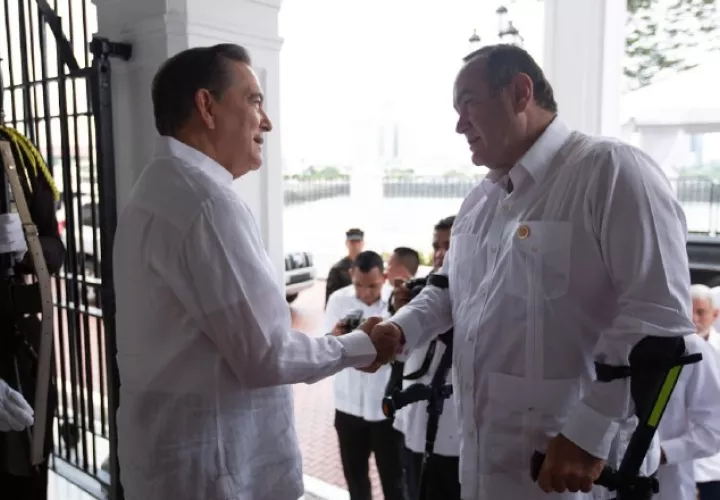 Laurentino Cortizo habló con el presidente electo de Guatemala asuntos migratorios, seguridad, y combate a la pobreza, un programa vinculado a la producción en áreas pobres.