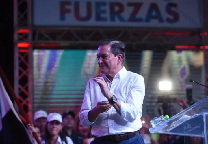 El 'buen gobierno' de Laurentino Cortizo viaja con 17 funcionarios a Nueva York. Foto: Panamá América.