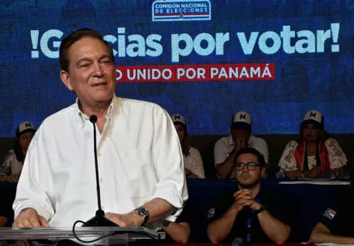 Laurentino Cortizo se reunión con el CEN del PRD.