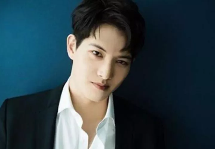 Lee Jong-hyun. 