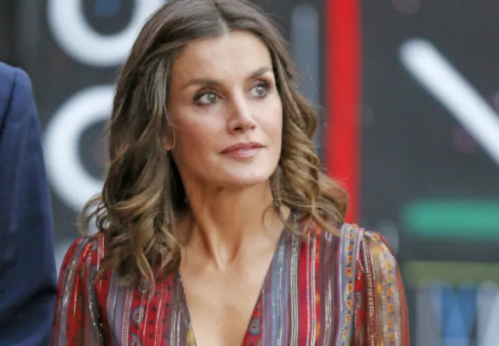 Celebridades, como la reina Letizia, Salma Hayek o Kate Middleton las lucen con orgullo.