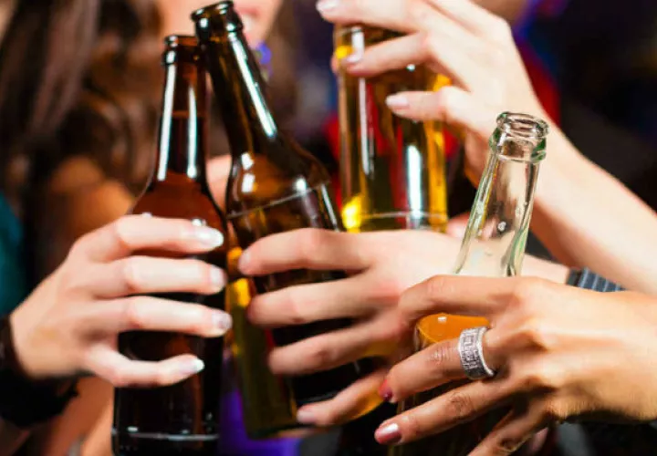Multas de 100 a mil dólares a quienes infrinjan la ley seca por elecciones generales. Foto: Panamá.