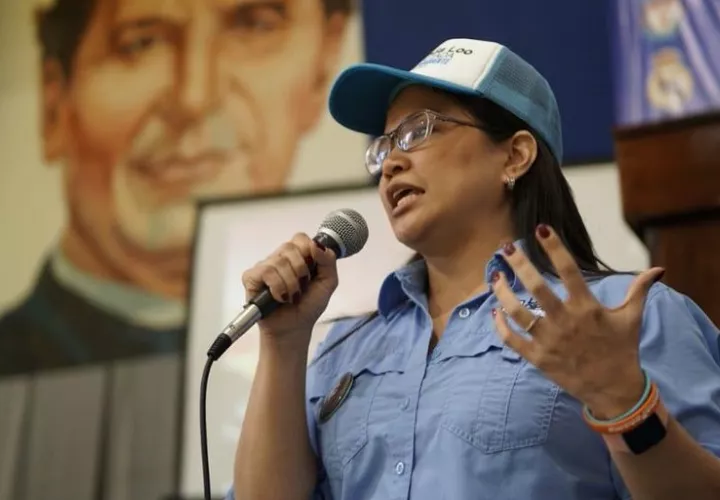 Linda Loo fue candidata a diputada por la libre postulación en el circuito 8-7. 