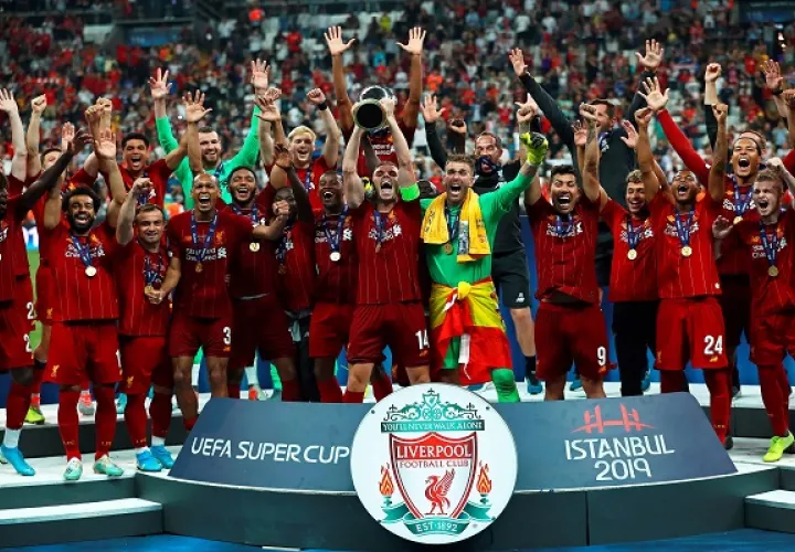 Liverpool salió airoso de Estambul.