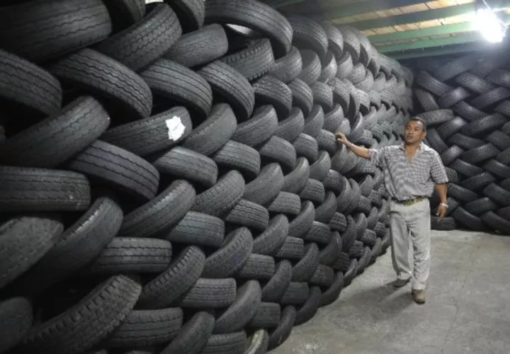 Al año se comercializan en el país más de 1 millón de llantas