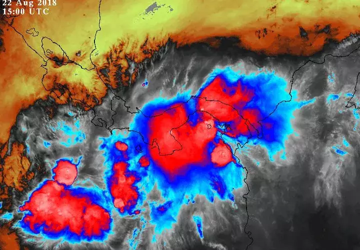 Sinaproc emite alerta verde por sistema de baja presión en todo el país. Foto: Panamá América.