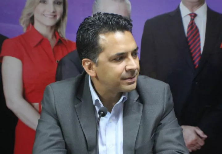 Ricardo Lombana respetará fallo de la Corte Suprema en relación el matrimonio igualitario. Foto: Panamá América.