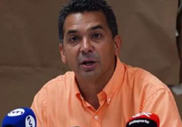 Ricardo Lombana dijo que se mantendrá en oposición.