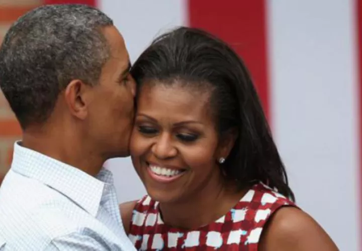De acuerdo con medios estadounidenses como "Deadline", la pareja formada por Barack y Michelle Obama ha puesto los ojos en el libro "The Fifth Risk", del autor Michel Lewis.