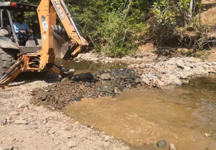 Toma de agua en la planta de Macaracas, Los Santos. Foto: Cortesía