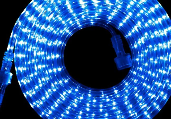 Durante estas fechas la decoración con luces es una de las principales atracciones en los hogares