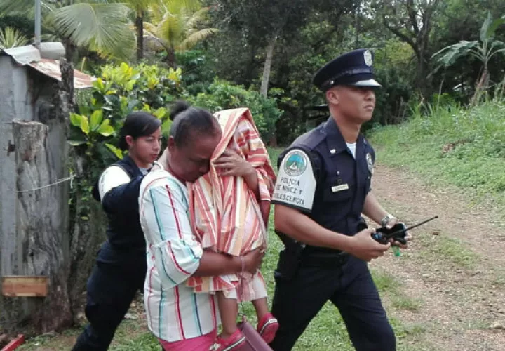 La madre del menor recibirá orientación de cómo ejercer su rol materno.