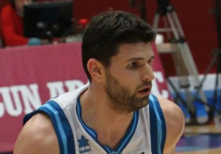 Manolis Papamakarios cuando jugaba en el Aro Gipuzkoa.  Foto Gipuzkoa Basket Bbc