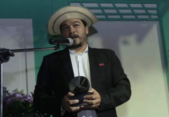 Manuel Paz. En el montaje los colores, la música y la danza van de la mano. Cortesía