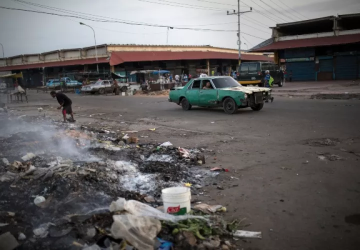 Maracaibo la segunda ciudad más importante de Venezuela, hoy parece una zona de guerra por los saqueos y por la crisis que viven miles de venezolanos por falta de comida, dinero y servicios básicos. FOTO/AP