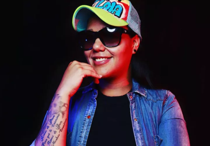 Maria Lola tiene cinco años en el medio. Foto: Instagram 