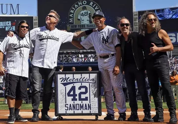 Metallica participó en el homenaje a Mariano en 2013.