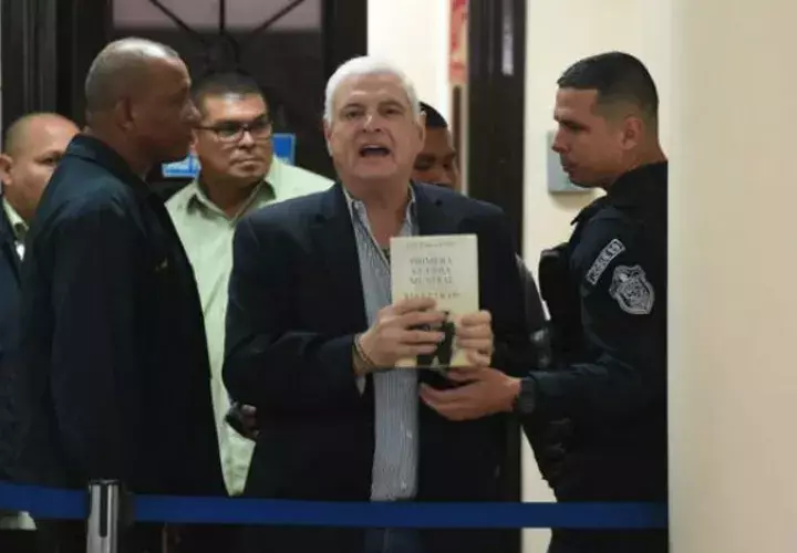Las 17 primeras pruebas presentadas por el equipo legal del expresidente Ricardo Martinelli no fueron objetadas por el fiscal Harry Díaz. Foto: Archivo Epasa.
