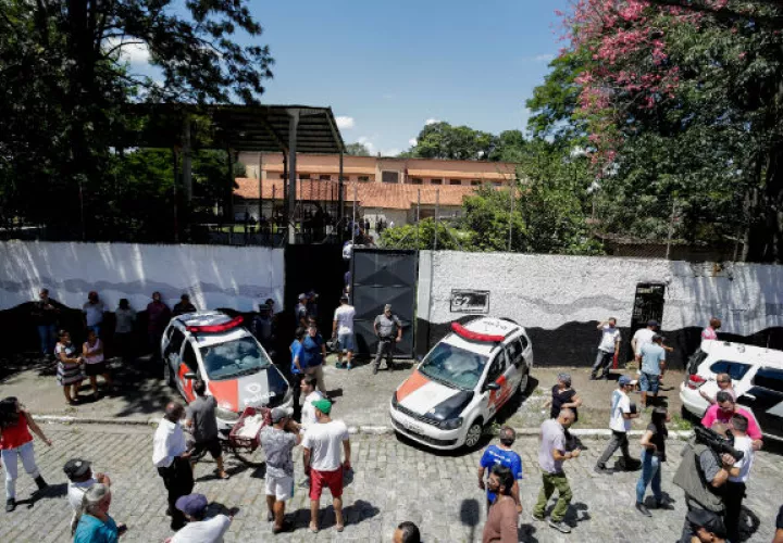 El número de muertos en el tiroteo en una escuela de Suzano a subió a diez. Foto: EFE 