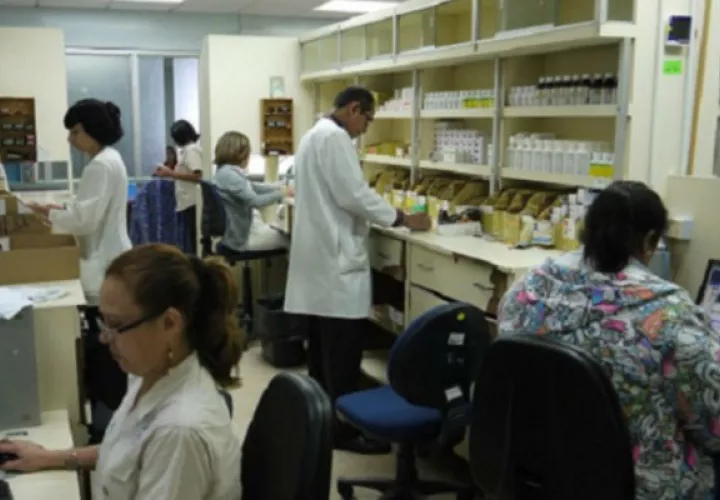 Existe un déficit de casi 80 renglones de medicamentos de un total de 623 incluidos en una lista oficial. Foto: Archivo