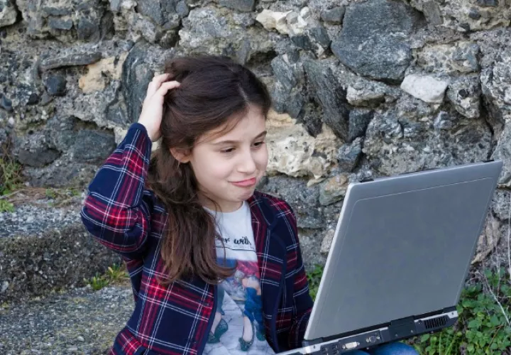 Con el regreso a clases, internet se convierte en una herramienta de información para niños.
