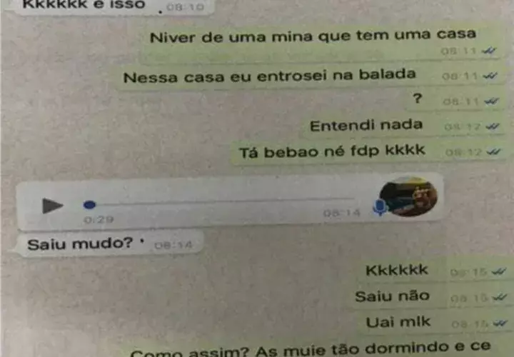 Conversación de Daniel Correa a través de  Whatsapp con su mejor amigo.