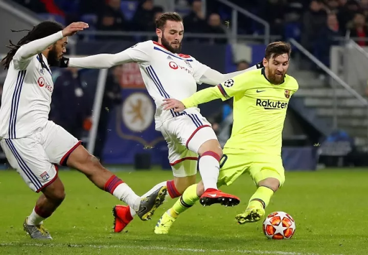 Messi no pudo mostrar su magia.