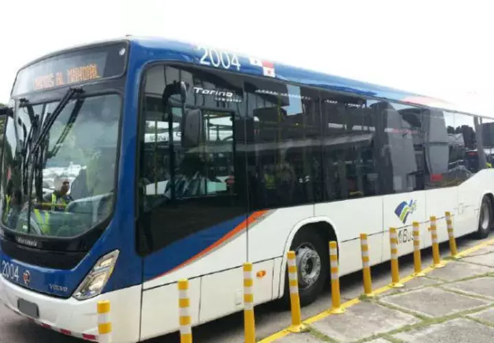 Metrobuses tendrán carriles exclusivos en los corredores. Foto/Archivos