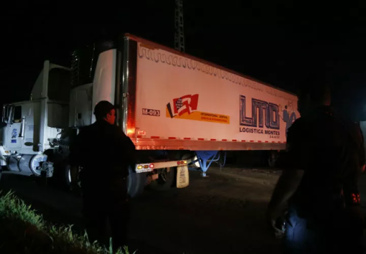 A finales de septiembre, el total de los cuerpos fueron encontrados en contenedores frigoríficos abandonados por el instituto forense y la fiscalía del estado de Jalisco.