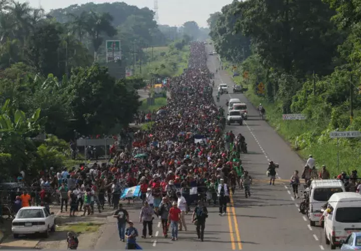 Trump ha instado a sus compañeros de partido a que utilicen el tema migratorio para subir en intención de voto ahora.
