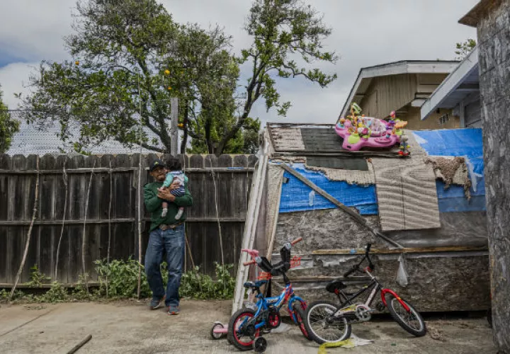 Romeo de Jesús Sasvin Domínguez dejó Guatemala para buscar asilo para su familia tras el asesinato de su esposa. Foto/ Daniel Berehulak para The New York Times.