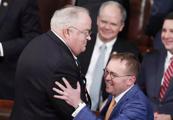  Pompeo aseguró: "Todas las opciones están sobre la mesa. Vamos a hacer las cosas que son necesarias para asegurar (...) que la democracia se impone y que hay un futuro más brillante para el pueblo de Venezuela".