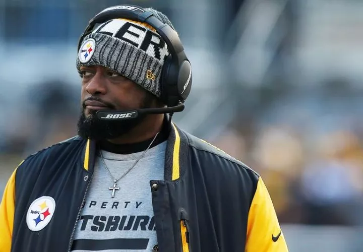 Mike Tomlin, entrenador en jefe de los Steelers de Pittsburgh. Foto EFE