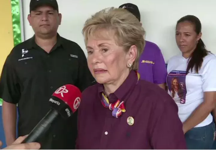 La expresidenta Mireya Moscoso se reactivó políticamente en estas elecciones primarias.