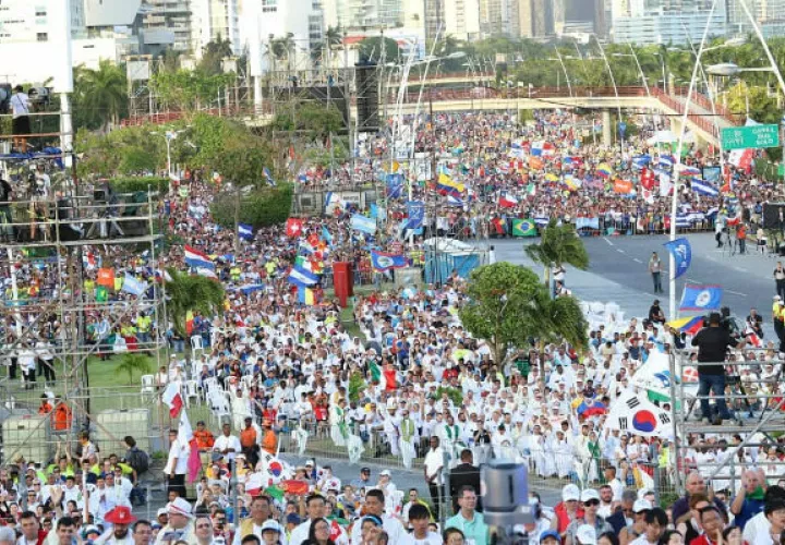 "Estamos esperando la primavera juvenil", José Domingo Ulloa en misa de apertura de la JMJ. Foto: Arquidiócesis de Panamá.