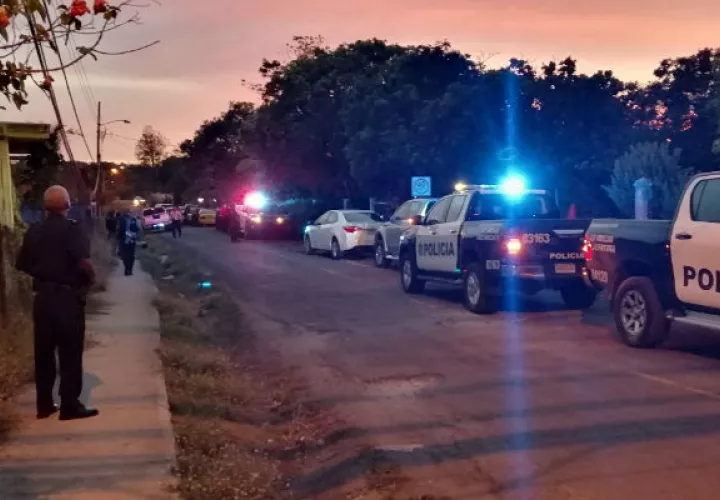 El cuerpo estaba dentro de un cuarto envuelto en sábanas. Foto: Eric A. Montenegro.