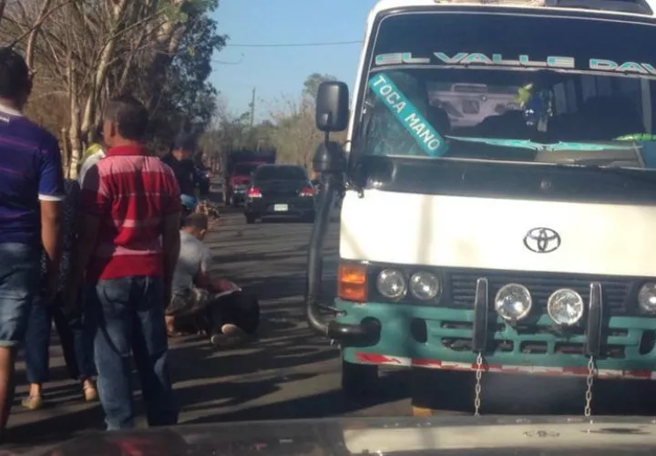 La mujer era pareja del conductor del autobús. Foto/José Vásquez