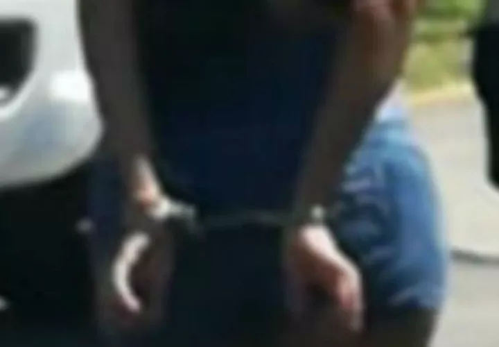 Los agentes policiales especializados en temas de investigación criminal sospechan que Acevedo encargó el asesinato de su marido.