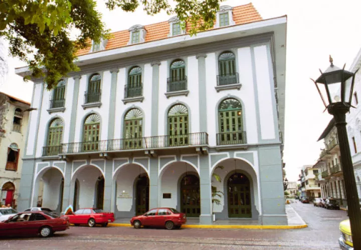 Museo del Canal Interoceánico de Panamá. Sede de la exposición "Molas, capas de sabiduría". Vayan a visitarla. Los domingos en la mañana los panameños y residentes entran gratis. Foto: Cortesía.