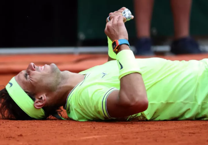  Nadal celebra, luego de ganar el Abierto de Francia. Foto:AP