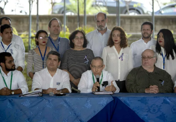 Líderes universitarios, de la sociedad civil, empresarios y académicos piden que la conferencia episcopal nicaragüense sea participe de la negociación en Managua. Foto: EFE.