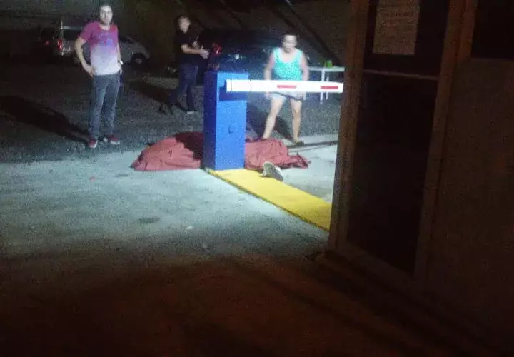 Corriente de suicidios y muertes accidentales en edificios alarma a los panameños. Foto: Panamá América.